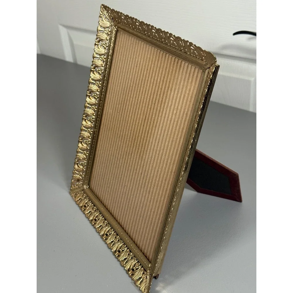Vintage Gold Filigree Metal Picture Frame Ornate Hollywood Regency 8x10 Tabletop
